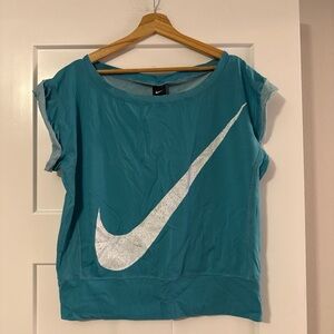 Nike Women's Blue Short Sleeve Tee